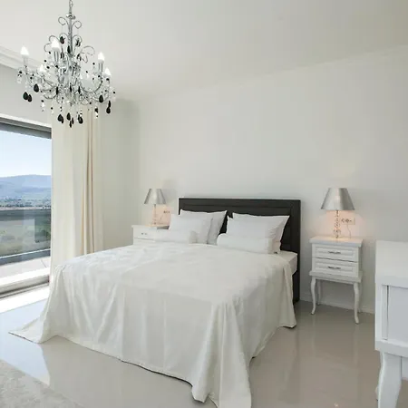 Amazing In With Sauna * Имотски