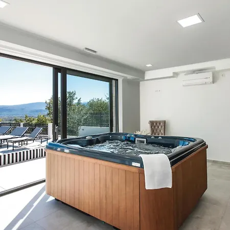 Awesome In With Sauna *