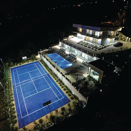 Amazing In With Sauna * Имотски