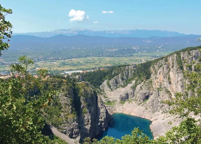 Vikendica Awesome In With Sauna Imotski